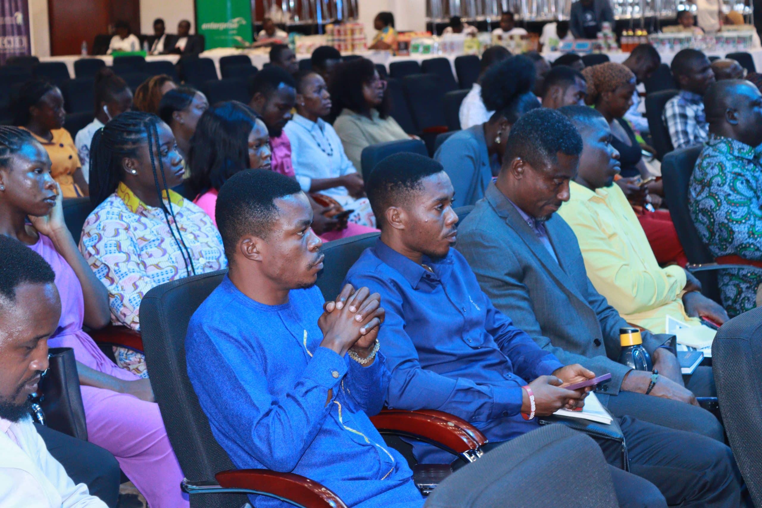 2E7D26A0-24AD-4CBF-AEE2-831645BEE9F0