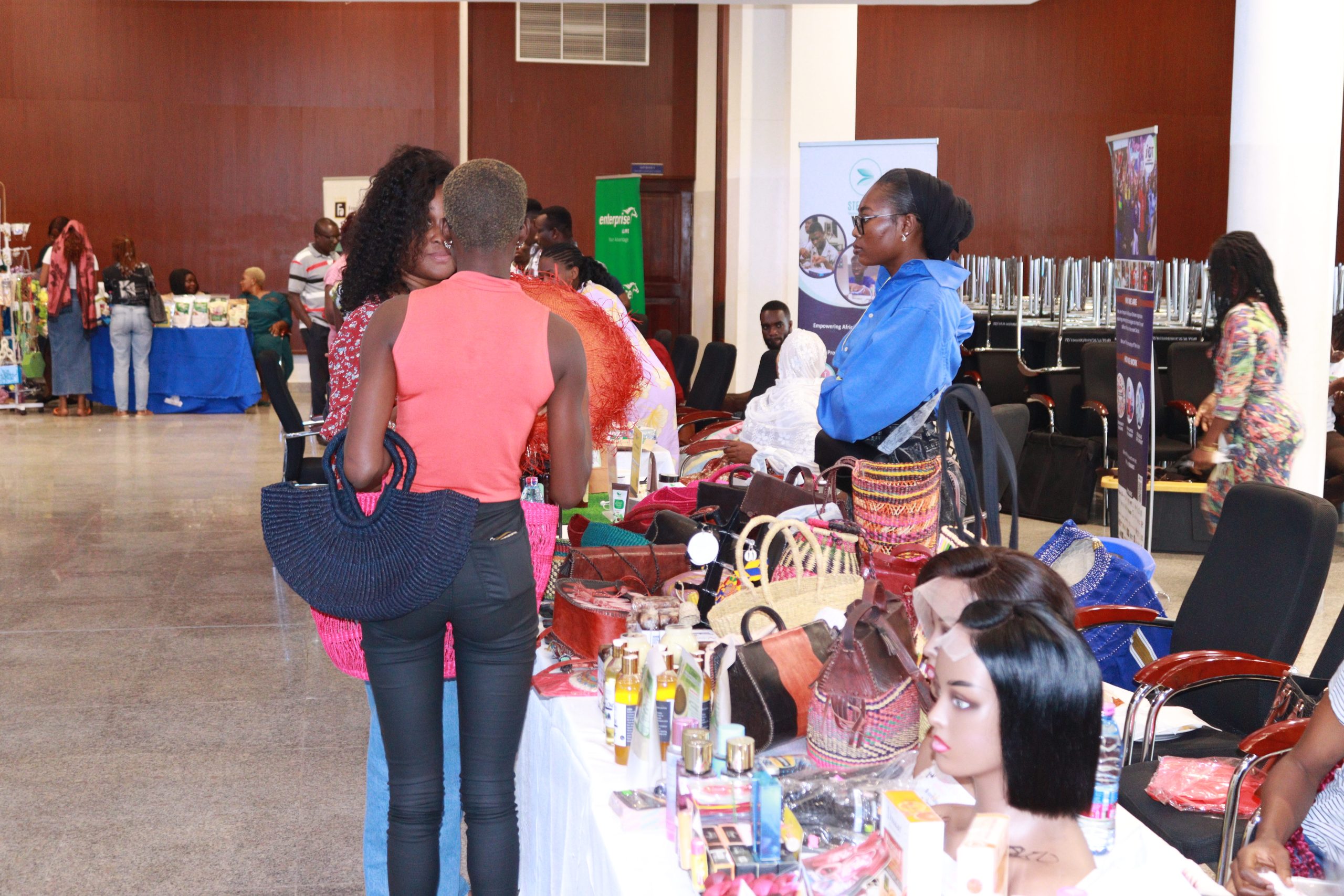 84A9F28F-375F-4F22-8726-983EC7E69CAF