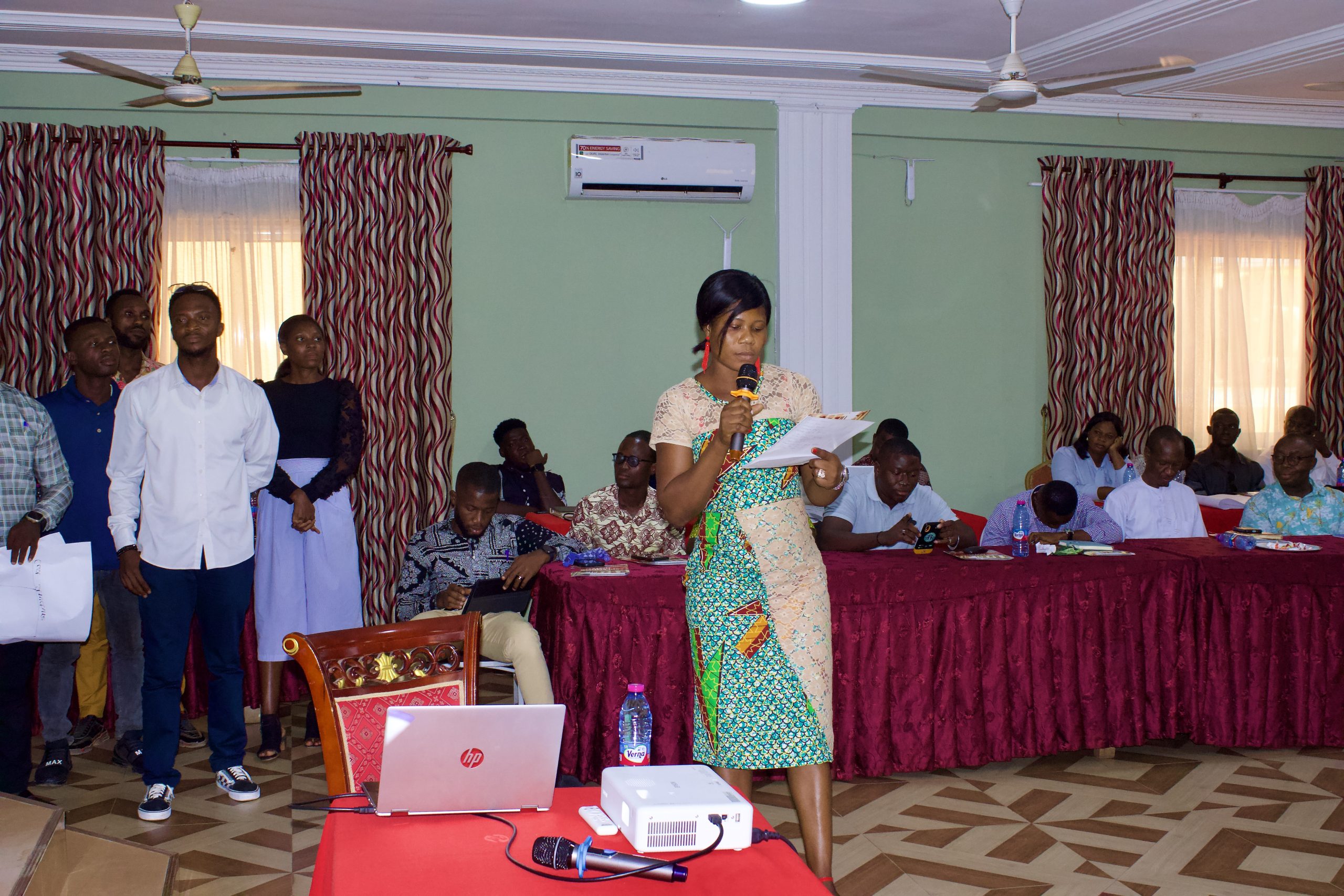 F40CE656-0E2B-4EE5-AFBC-AFC816601123_1_201_a